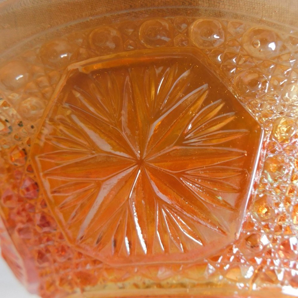 Vintage Imperial Glass Iridescent Carnival Star Medallion Ruffled 7 Inch Bowl - Picture 5 of 5